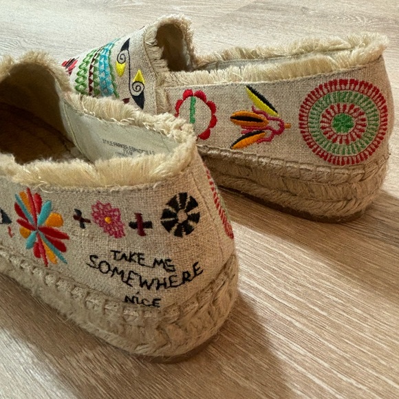 New Johnny Was Parker Espadrille - JWS2322 (Multi, 7)​​​ - Picture 3 of 13